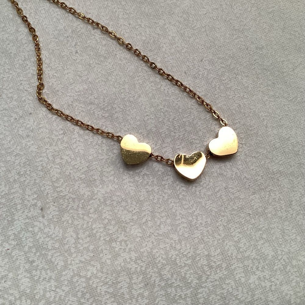 Dainty Goldtone 3 Hearts Necklace Adjustable